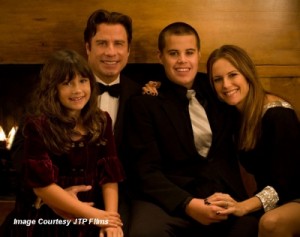 john-travolta-and-kelly-preston-with-daughter-ella-and-son-jett