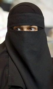 Muslim driver fined for wearing veil