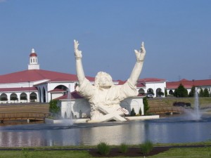 Jesus statue in Ohio struck by lightning