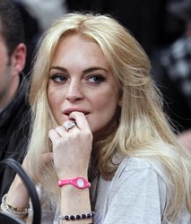 Lindsay Lohan's case to be further investigated