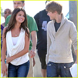  Justin Bieber Avoids Selena Gomez During ‘Today’ Show Appearance