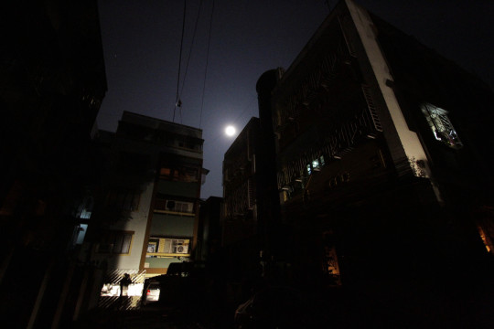 India blackout worsens; 620M in dark