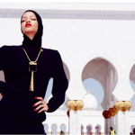 Rihanna-Hijab-Abu-Dhabi7