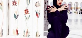 Full Photo Shoot that Got Rihanna Kicked Out of Abu Dhabi Mosque