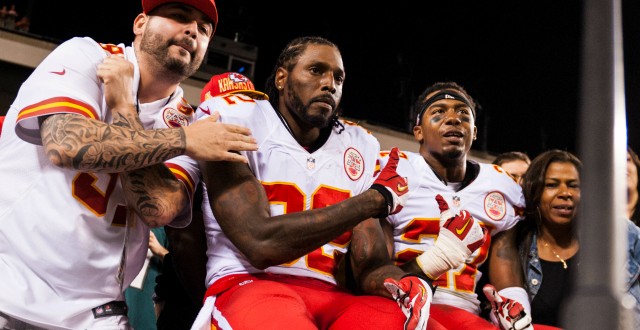 Dwayne Bowe to Play Against Broncos Despite being Arrested