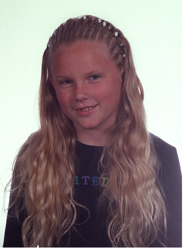 TSwift won a statewide poetry contest when she was just 11-years-old.