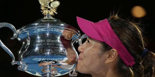 Li Na Wins Australia Open!